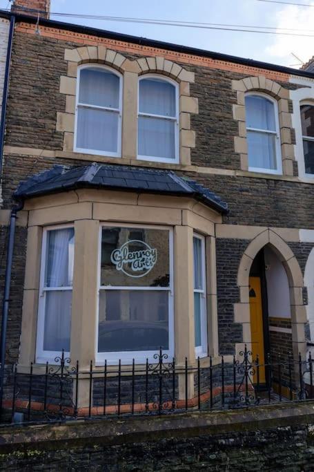 Glenroy Arts Gallery Meets Living Space Cardiff Exterior foto